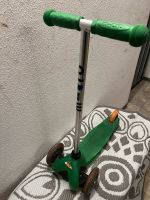 Micro Scooter Roller grün Bayern - Augsburg Vorschau