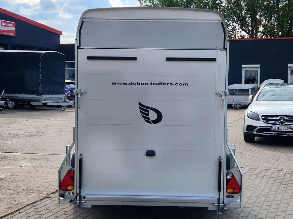 Debon Roadster C300 ALU-Kofferanhänger | 1.300kg | ALU-Felgen & alle Extras! in Neundorf