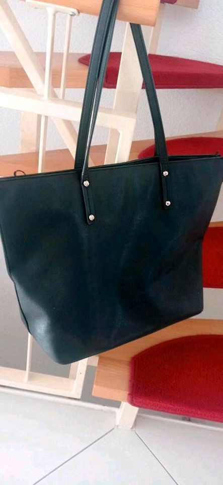 Shopper Versace Tasche, schwarz in Remseck am Neckar