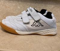Kindersportschuhe Turnschuhe Mädchen Jungs Gr. 34 Nordrhein-Westfalen - Korschenbroich Vorschau