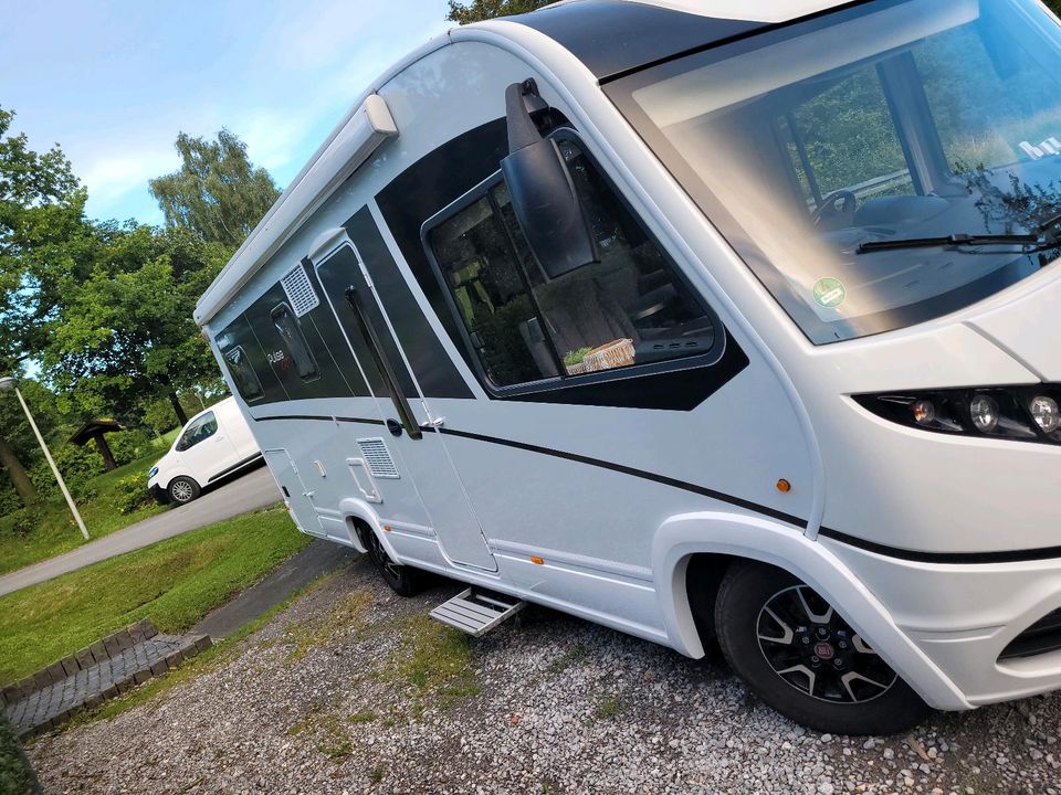 Dethleffs Pulse GT White I 7051 Vollautark mit Waschmaschine in Büren