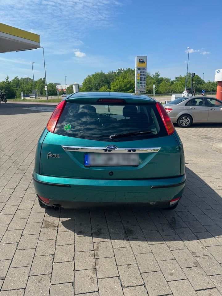 Ford Focus 1,8 Benzin in Augsburg