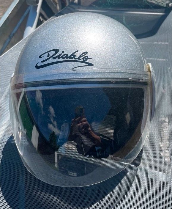 Moped-/ Motorradhelm in Halle