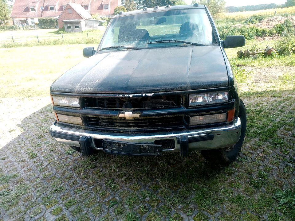 Chevrolet K3500 6,5TD Dually Extended Cab 97 in Schwerin