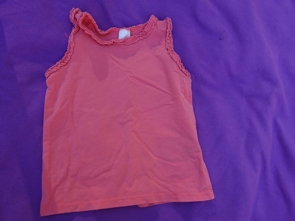 ⭐ Tops Top Shirt ⭐ Gr. 86 / 92 in Börtlingen