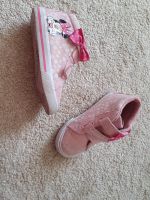 Sneakers Gr 27 Minnie Mouse wie neu Berlin - Spandau Vorschau