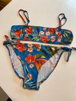 Calzedonia Bikini Mädchen Gr. 140 neuwertig Bayern - Landsberg (Lech) Vorschau
