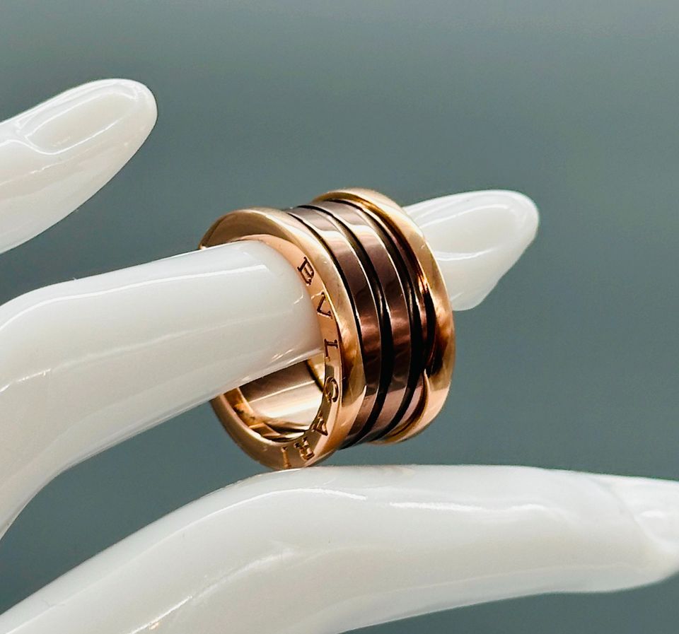 Bulgari BVLG ZERO1 RING Roma 4-Band-Ring aus 18 Karat Roségold in Kiel