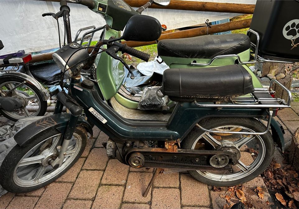 Piaggio Vespa Si Mofa inkl. Ersatzteile in Neunkirchen-Seelscheid