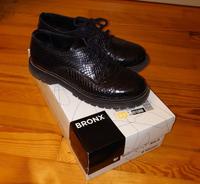 Schwarze Leder Damenschuhe von Bronx Gr.38 München - Au-Haidhausen Vorschau