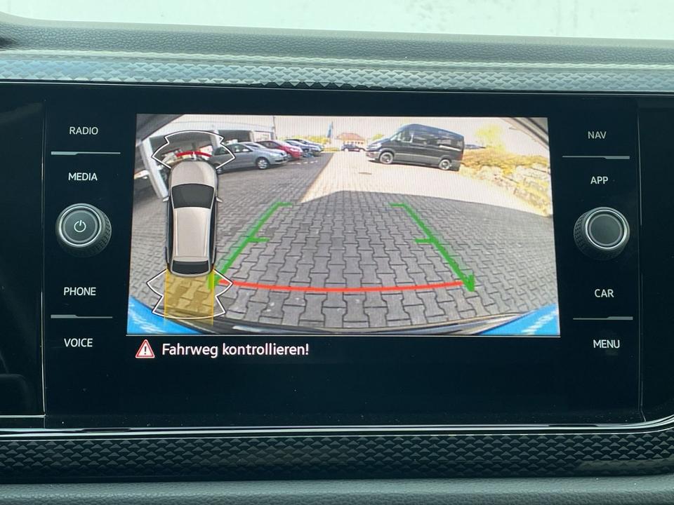 Volkswagen Taigo 1.0 TSI Life Kamera/LED/Sitzhzg/App-Connec in Crailsheim