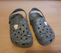 Schlappen wie Crocs 36/37 Totenkopf grau Baden-Württemberg - Rottweil Vorschau