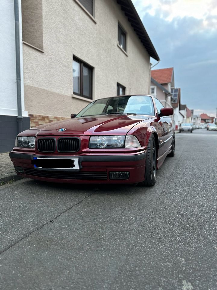 BMW e36 Coupé 320 in Stockstadt