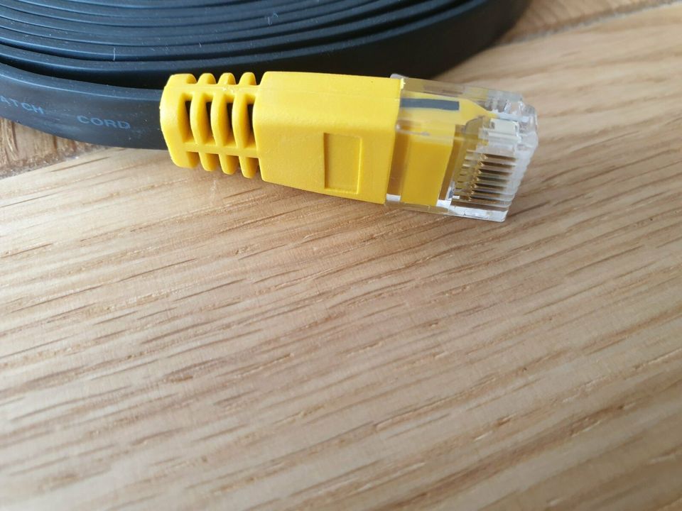 5m Netzwerkkabel Flachkabel CAT 5E UTP Internet DSL LAN Flach in Bad Saulgau