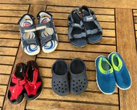 Sandalen Badeschuhe Gr. 23-29 Sommerschuhe Nike Hummel Crocs Berlin - Köpenick Vorschau