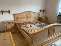 Echtholz Schlafzimmer Landhausstil Massivholz Bett und Schränke Rheinland-Pfalz - Neuhäusel Vorschau