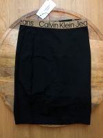 Nagelneuer Calvin Klein Rock mit Logobund mit Etikett (UVP: 69€) Kr. Passau - Passau Vorschau