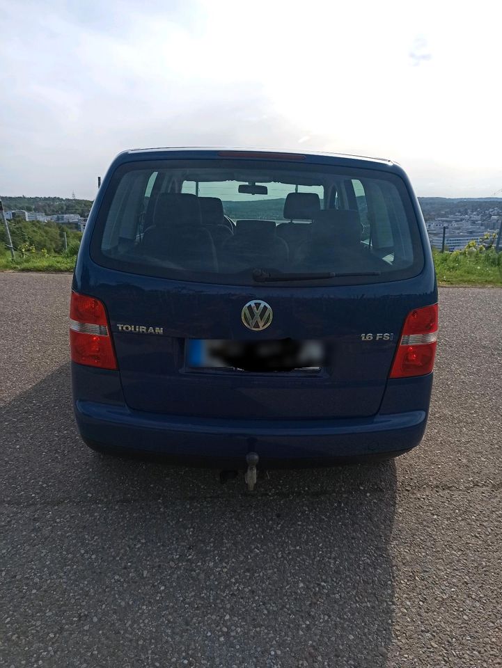VW Touran 1.6 AHK in Stuttgart