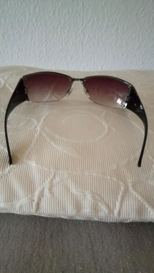 Sonnenbrille Ziga Zaga, neu in Hamburg