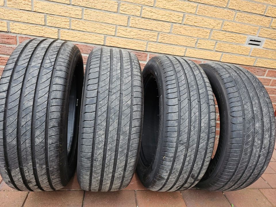 Michelin Primacy 4 215/55 R17 Sommerreifen in Schiffdorf