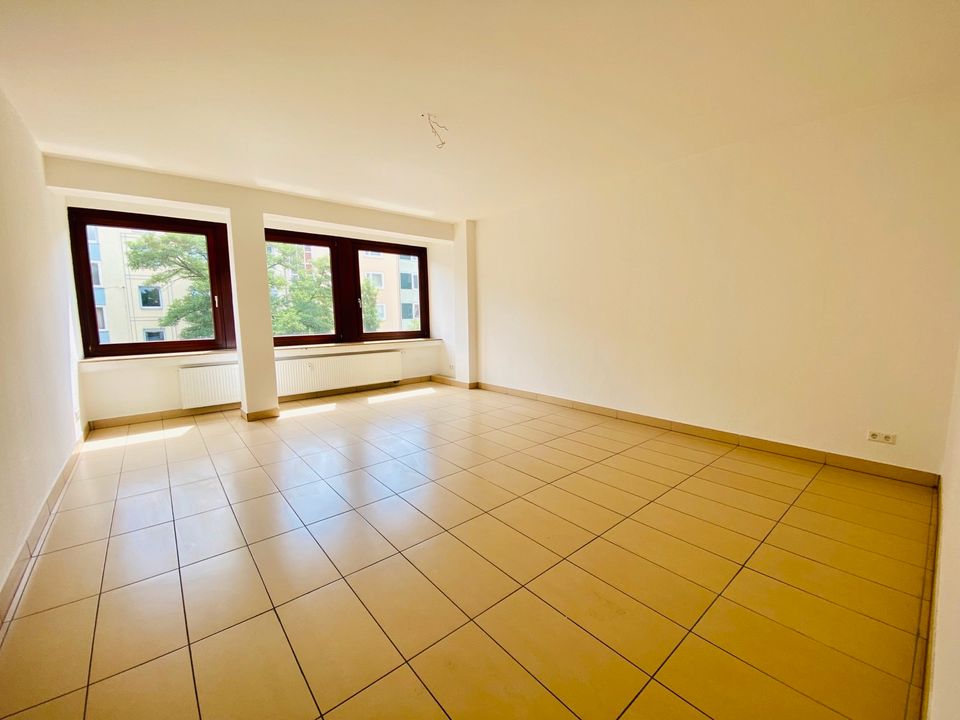 3  Zimmer Wohnung 130 m² mit Fahrstuhl in Hannover