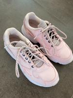 Adidas Falcon Womens Pink Trainer Größe 38 Niedersachsen - Cremlingen Vorschau