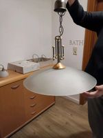 Grosse Esszimmer Lampe aus Milchglas, guter Zustand Niedersachsen - Harsum Vorschau