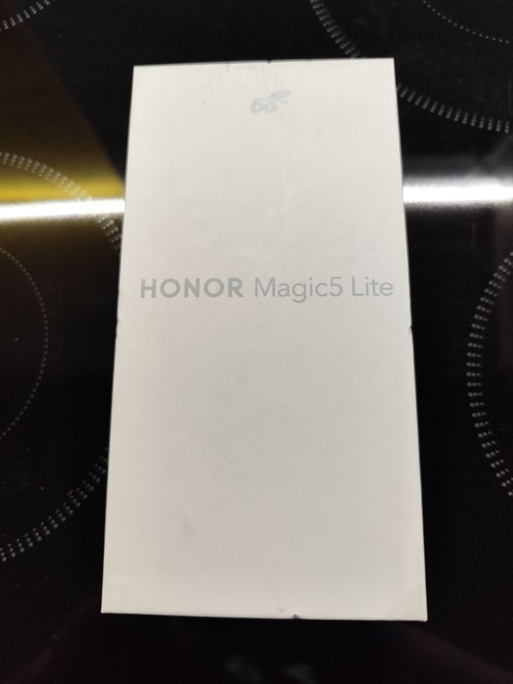 Honor Magic 5 Lite 5G 256 GB / 8GB Emerald Green Dual SIM in Karlsruhe