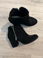 Stiefelette von bershka Größe 37 schwarz Rheinland-Pfalz - Bobenheim-Roxheim Vorschau