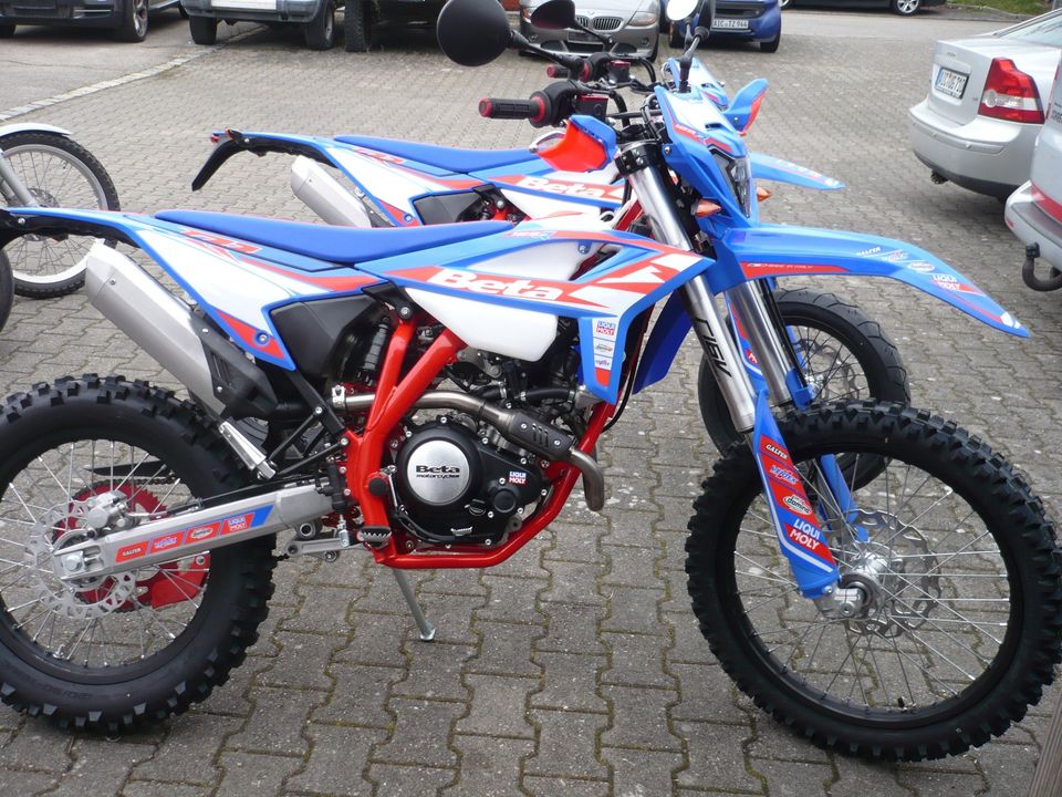 Beta RR 125 Enduro / Supermoto   R in Friedberg