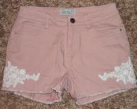 Janina kurze Damenshorts Jeansshorts Shorts Gr. S 36, top Herzogtum Lauenburg - Mölln Vorschau