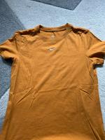 orangenes nike shirt Bayern - Würzburg Vorschau