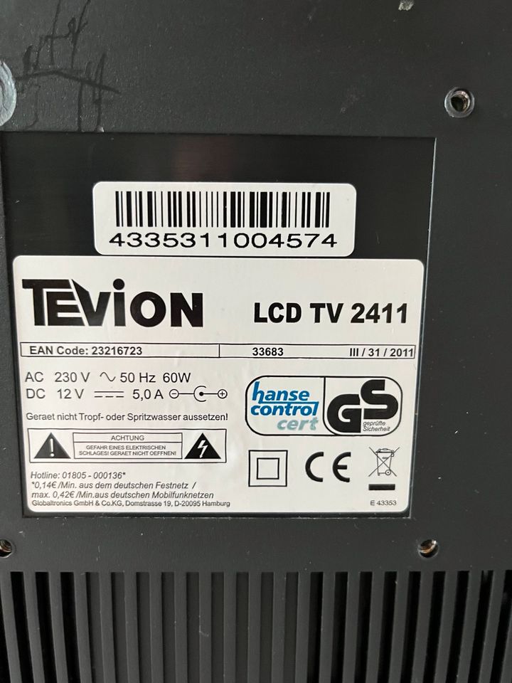 Tevion LCD TV 2411 Fernseher mit Soundbar in Wolfratshausen