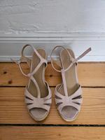 Sandalen mit Keilabsatz Hamburg Barmbek - Hamburg Barmbek-Süd  Vorschau