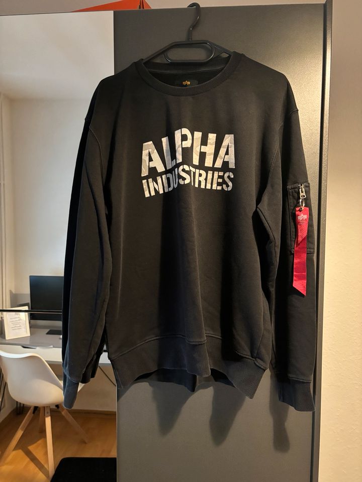 Alpha Industries sweater in Breidenbach (bei Biedenkopf)