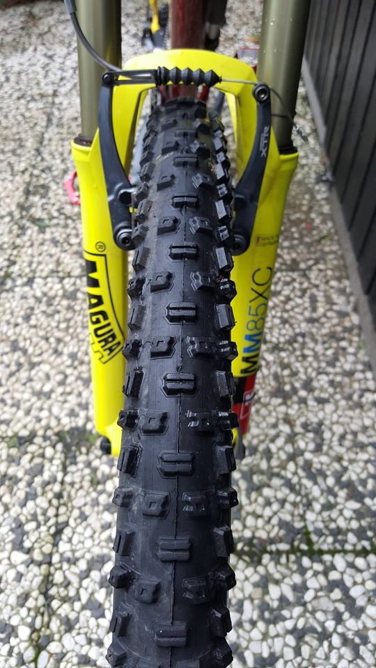 Rocky Mountain Vertex t.o. Syncros Shimano XTR M950 Dropper Post in Essen