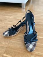 Burberry Sandalen Wedges Keilabsatz Plateau Kr. Dachau - Dachau Vorschau
