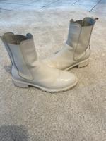 Chelsea Boots beige  Echtleder Hessen - Fuldatal Vorschau