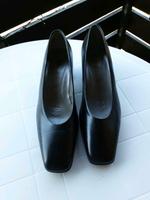 Gabor Pumps schwarz 40 Leder Niedersachsen - Bardowick Vorschau