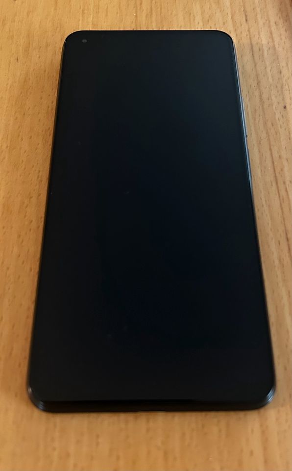 Xiaomi Mi 11 Lite, 128 GB, „Boba Black“, neuwertig in Regensburg