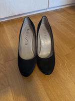 Unisa Lederschuhe Pumps High Heels Größe 40 schwarz München - Bogenhausen Vorschau
