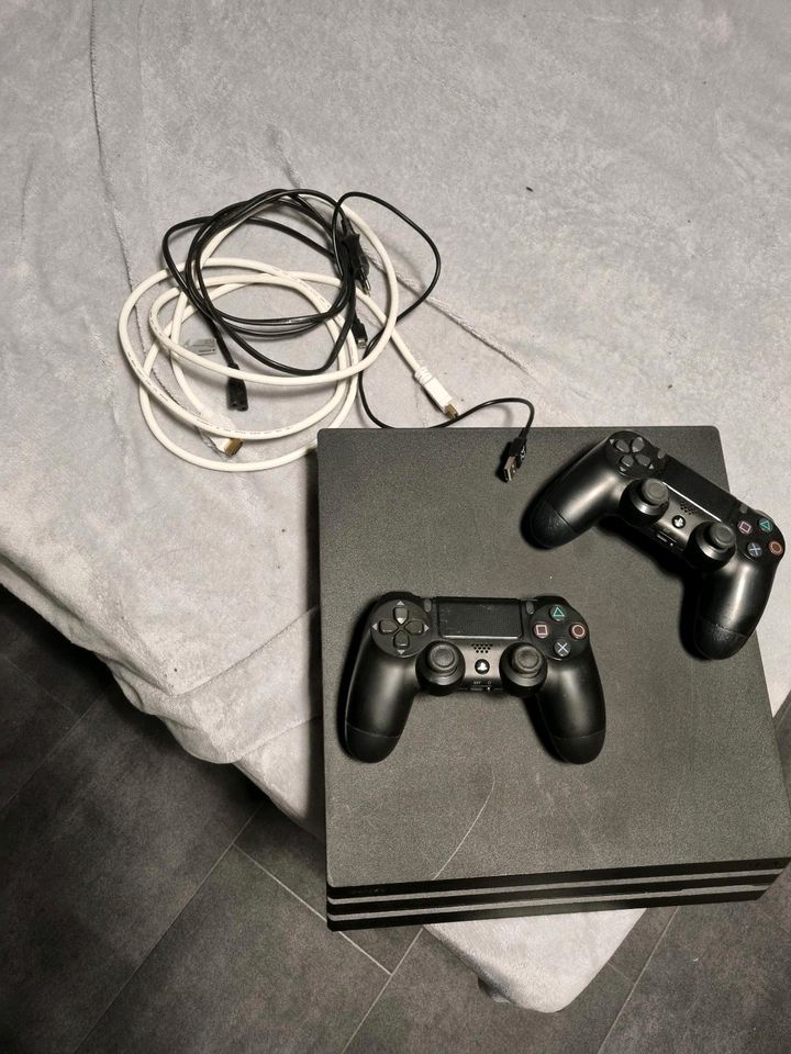 Playstation 4 pro in Marl