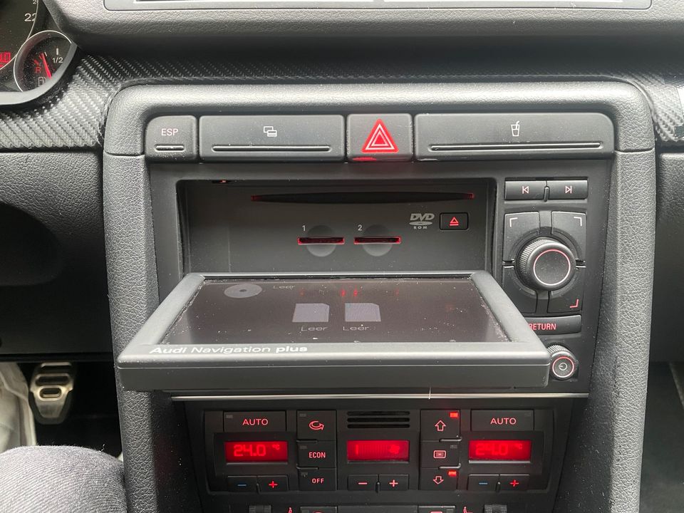 Audi Navigation/Radio in Amberg