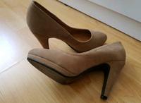 Beigefarbene High Heels Hannover - Misburg-Anderten Vorschau