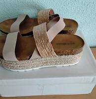 wunderschöne Sandalen mit hoher Plateausohle Steve Madden in 39 Bayern - Allersberg Vorschau