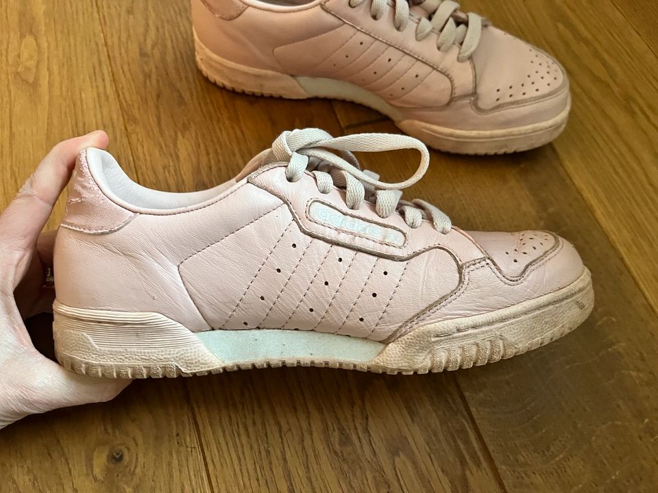 Adidas sneaker rosa pink Gr. 38 in Heusweiler