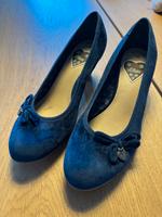 (Trachten) Pumps vom S. Oliver, samt, kobaltblau, gr. 39 München - Au-Haidhausen Vorschau