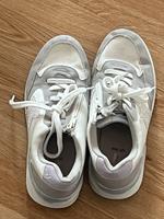 s. Oliver weiße Mädchen Sneaker Gr. 37 Rheinland-Pfalz - Alzey Vorschau