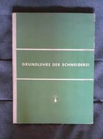 Lehrbuch Schneiderhandwerk 1935 mit orig. Schnittmuster Niedersachsen - Coppenbrügge Vorschau