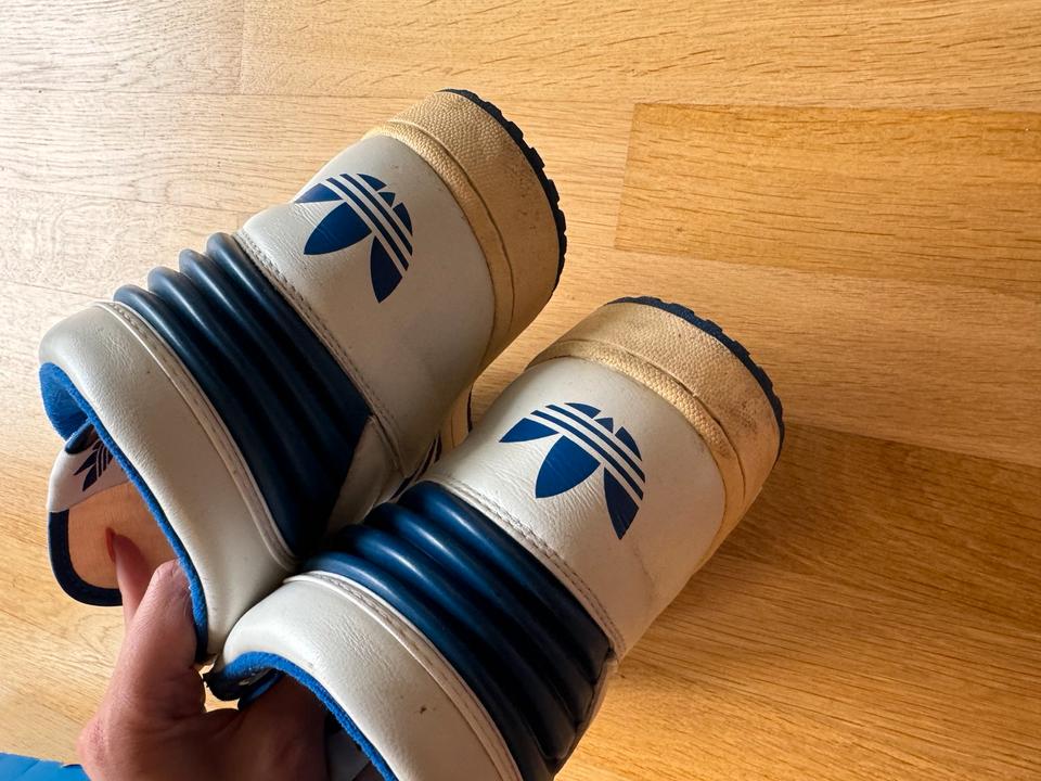 Adidas pro conference Frankreich Vintage G95975 blau weiB 2013 41 in Munchen Ludwigsvorstadt Isarvorstadt kleinanzeigen